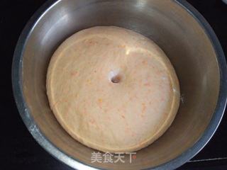 给宝宝一个惊喜----可爱的小刺猬包的做法步骤:2