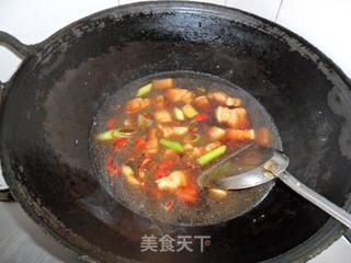 茶树菇红烧肉的做法步骤：6