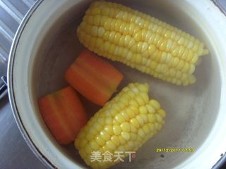 松仁甜玉米的做法步骤：1