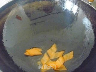 【家庭快手小炒】简单好吃---荷塘小炒（素）的做法步骤：7