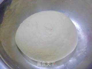 【怡汝烘焙】初次尝试成功---红枣辫子面包的做法步骤：4