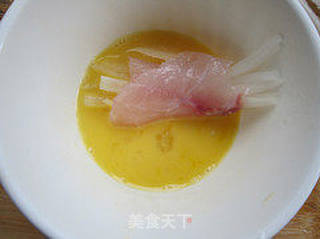 酥炸萝卜鱼的做法步骤:7