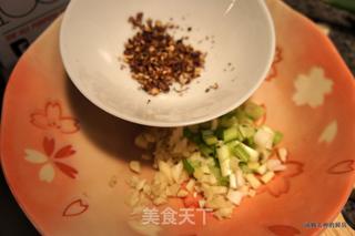 叉烧麻婆豆腐的做法步骤：1
