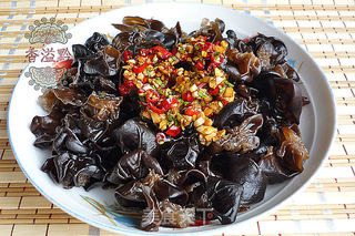 【香溢黔食品】凉拌黑木耳的做法步骤:3