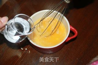 无添加做出水嫩细滑无空的【蒸水蛋】的做法步骤:2