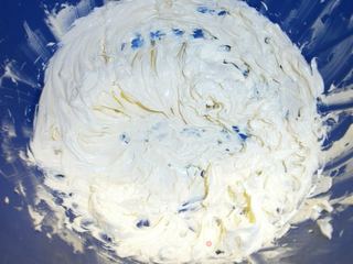 Butter-cream Cupcake的做法步骤:7