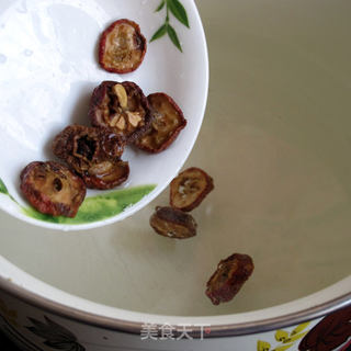 菊花山楂茶的做法步骤：3