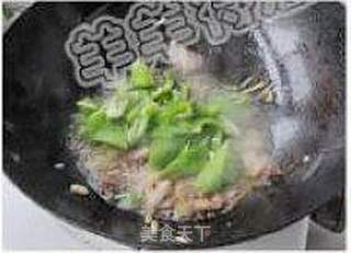 【家常尖椒豆腐皮】的做法步骤：7