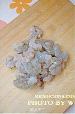 盛开的小花朵。【菠菜虾仁烧卖】的做法步骤:4