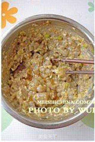 盛开的小花朵。【菠菜虾仁烧卖】的做法步骤:10