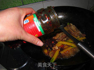 地道湖南口味菜—老干妈烧子排的做法步骤:11