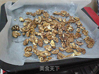 核桃红枣桂圆芝麻阿胶膏的做法步骤:5