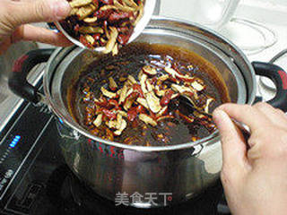 核桃红枣桂圆芝麻阿胶膏的做法步骤:10