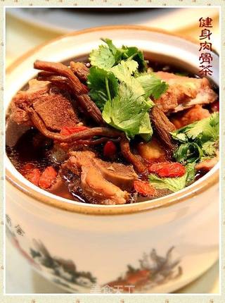 驱寒养生美食“肉骨茶”的做法步骤：11