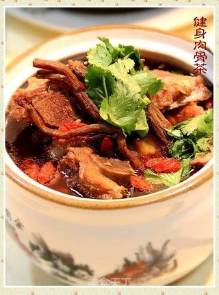 驱寒养生美食“肉骨茶”的做法步骤:11