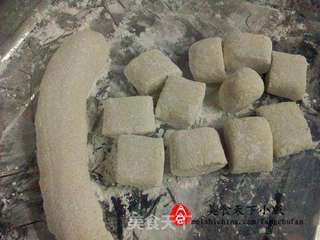 首乌黑芝麻汤圆的做法步骤:5