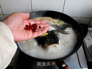 首尾相连鱼汤的做法步骤：9