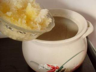 银耳雪梨羹的做法步骤:3