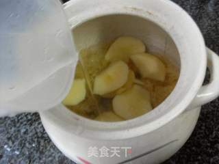 银耳雪梨羹的做法步骤:5
