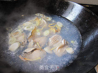 鲜美生蚝汤的做法步骤:8
