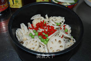 莲藕排骨汤的做法步骤:4