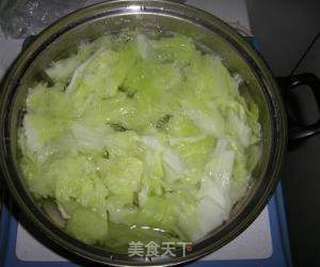 鲜味白菜卷的做法步骤：1