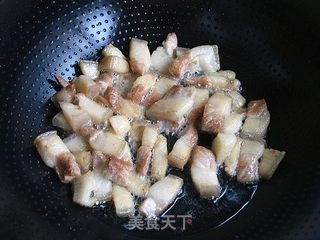 肥而不腻，百吃不厌——红烧肉的做法步骤：3
