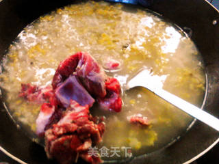 东北酸菜炖排骨(附加新吃法)的做法步骤:7