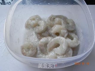 春意嫣然---鸡尾酒虾的做法步骤：1
