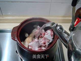 菌菇炖羊汤的做法步骤：3