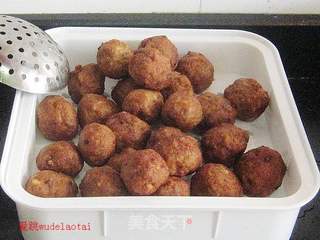 红烧狮子头的做法步骤：8