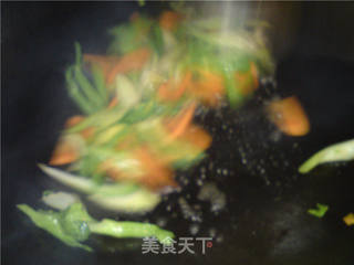 节后清肠素菜--芹菜炒黑木耳的做法步骤:11