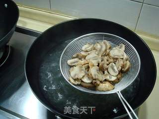 豉香腊味炒杂蔬的做法步骤：2