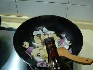 豉椒洋葱炒牛肚的做法步骤：5