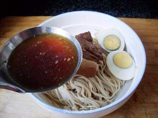 家庭版苏式焖肉面的做法步骤:16