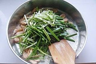 韭菜炒河虾的做法步骤:6