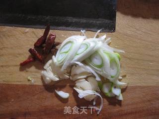 冻豆腐炖酸菜的做法步骤:3