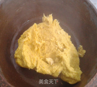 客家传统美食—黄元米果的做法步骤:2
