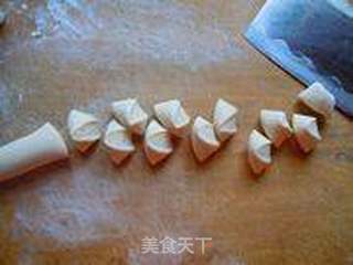 适合新手的韭菜鸡蛋素水饺的做法步骤:18