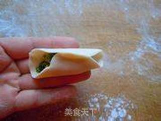 适合新手的韭菜鸡蛋素水饺的做法步骤:21