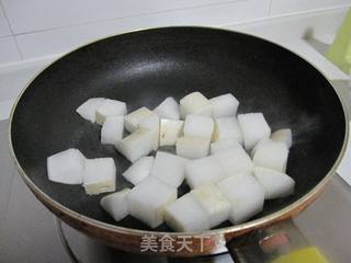 港式牛腩面的做法步骤：4
