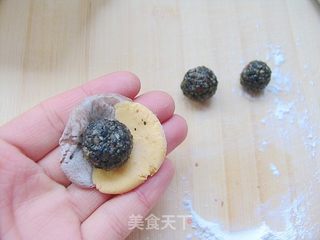 坚果双色汤圆的做法步骤:11