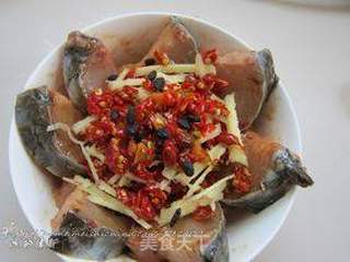 湘菜之剁椒莲花鱼的做法步骤:5