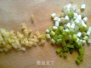 鱼香肉丝的做法步骤:3