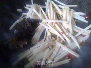 鱼香肉丝的做法步骤:8