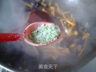 鱼香肉丝的做法步骤:11