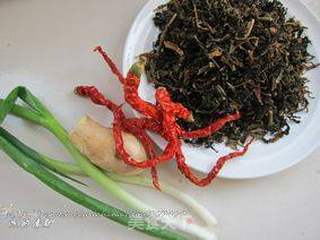 湘菜—干菜扣肉的做法步骤:2