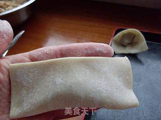 鲜肉荠菜大馄饨的做法步骤:3