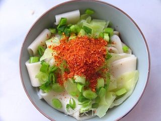 你一吃便会爱上的面食——油泼扯面的做法步骤:13