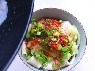你一吃便会爱上的面食——油泼扯面的做法步骤:14